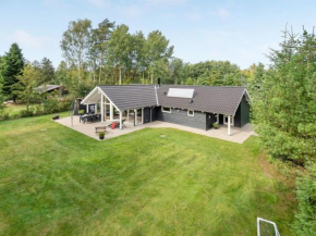 Holiday Home Agved - 1-5km from the sea by Interhome in Hals